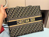 CHRISTIAN DIOR PURSE