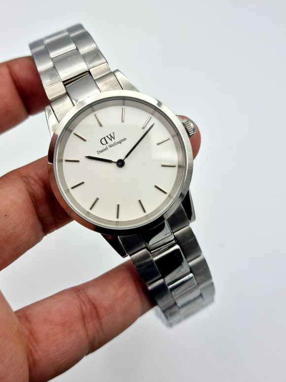 DANIEL WELLINGTON LADIES WATCH