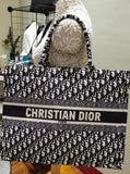 CHRISTIAN DIOR PURSE